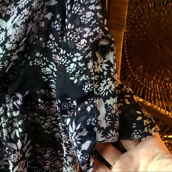 EXPRESS Floral Sheer Button Down Top Navy Pink Small - Picture 5 of 9